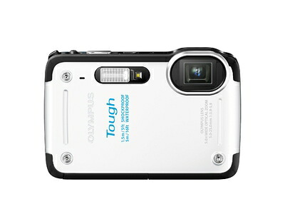 【中古】（新古品・未使用品） OLYMPUS デジタルカメラ STYLUS TG-625 ホワイト 1200万画素 裏面照射型CMOS 防水5m 耐落下衝撃1.5m 耐低温-10℃のタフ性能 光学5倍ズーム iHSテクノロジー 3.0型LCD 広角28mm TG-625 WHT｜Haute Produit