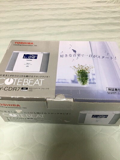 【中古】（新古品・未使用品） TOSHIBA CDラジオ(クロック付) CUTEBEAT ホワイト TY-CDR7(W)