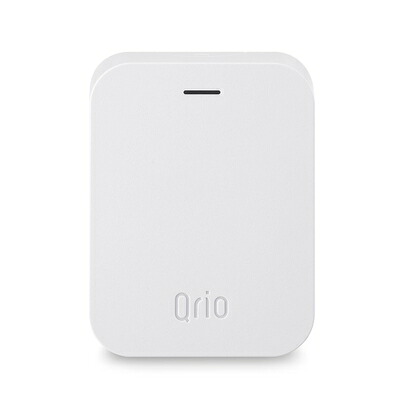 【中古】（新古品・未使用品） Qrio Hub 自宅の鍵を遠隔操作 鍵の閉め忘れ防止にも 外出中でも鍵の開閉をスマホに通知(Qrio Lock拡張デバイス) Q-H1
