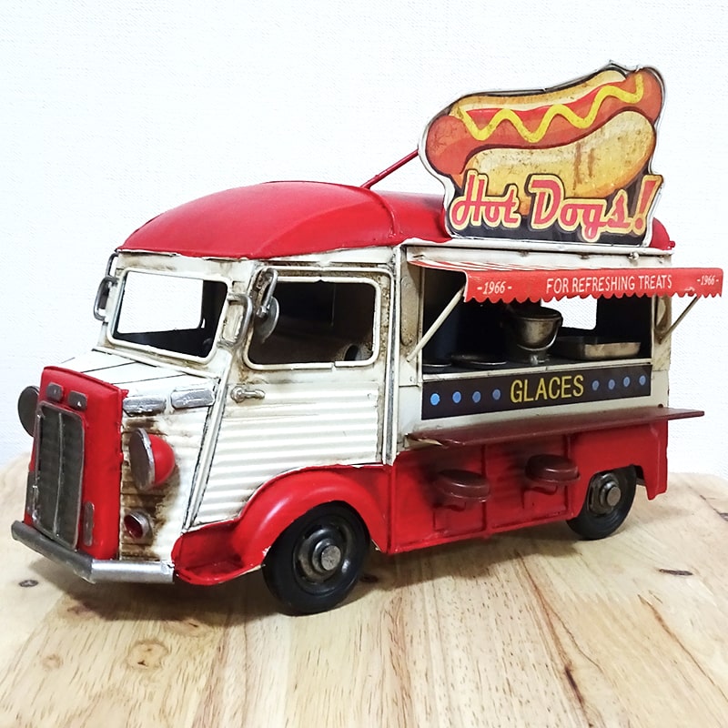 楽天市場 ビンテージカー 可愛い ホットドッグ車 オブジェ ブリキ おもちゃ アメリカン 雑貨 置物 ポップ ヴィンテージ アンティーク ガレージ プレート 壁飾り かわいい インテリア おしゃれ サーファー カフェ 店舗 Zippoタバコケース 喫煙具のハヤミ