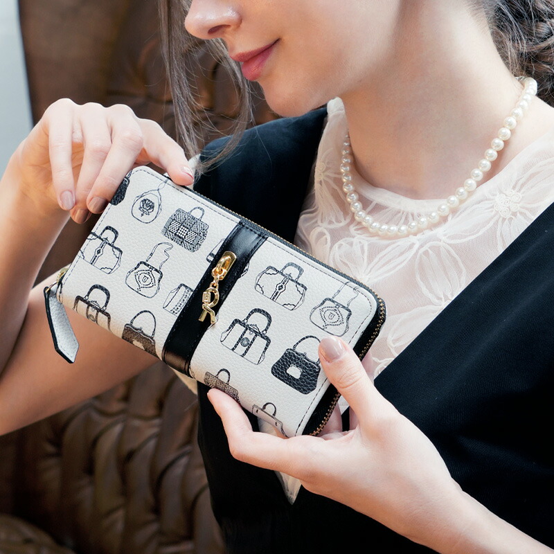 【ロベルタ】ロベルタの仕立て上げるの旅が始まった制作室をウォレットに。ラウンド長銭入れatelier wallet（制作室 ウォレット）イタリア共和国老舗ブランド名Roberta di Camerino ロベルタディカメリーノ WEB制限事項 レディース本革 エナメル革 長銭入れ ラッピング無料 362-R20389