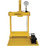 ■ENERPAC 4柱プレスセット100kN〔品番:A258PA133〕【5547286:0】[送料別途見積り][法人・事業所限定][外直送][店頭受取不可]｜ホームセンターバロー　店