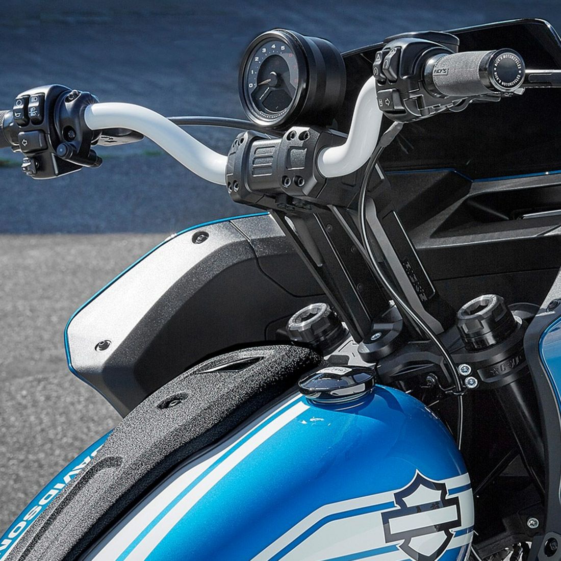 楽天市場】ハーレー M8 ローライダーS クラブスタイル メーター