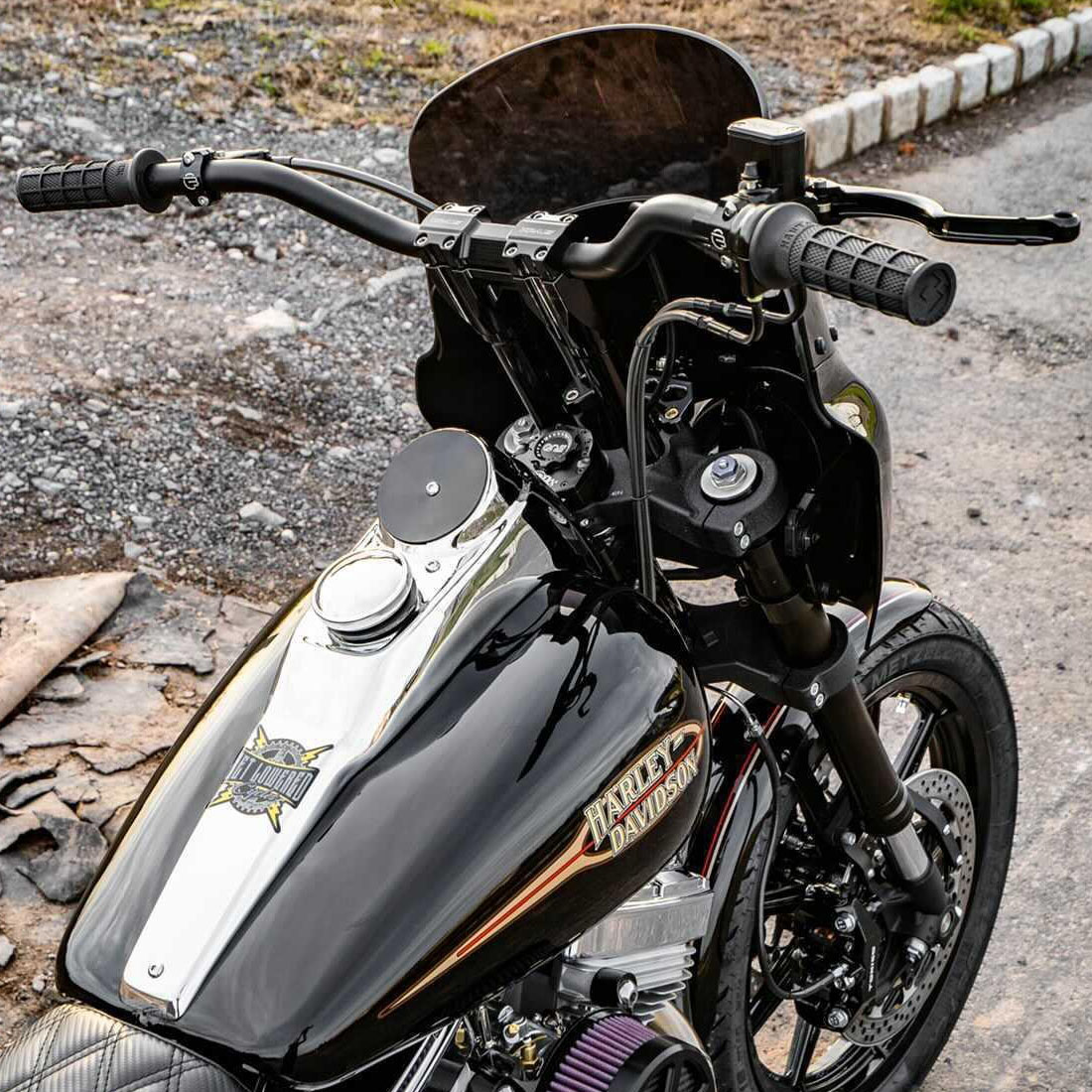 【ODI】 V-Twin モトハンドルバー 1-1/8インチ径 ブラック 0601-5024|ワールドモーターライフ