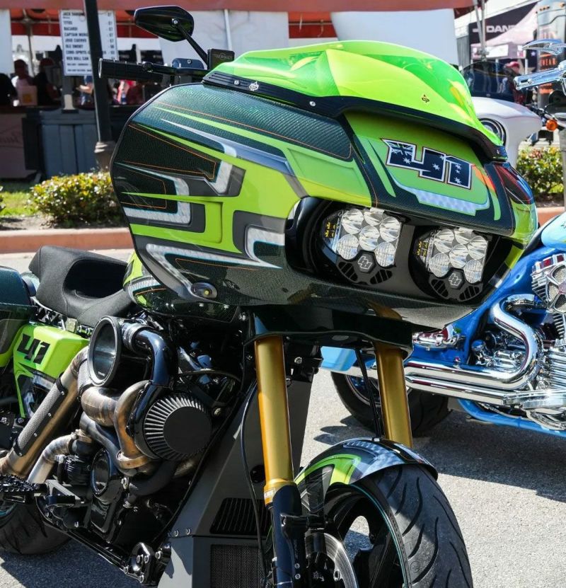 2015ロードグライド用 アイスカラーフレア ウィンドシールド グリーンアイス 6インチ スポーツ 【Klock Werks】KWW-01-0631|ワールドモーターライフ