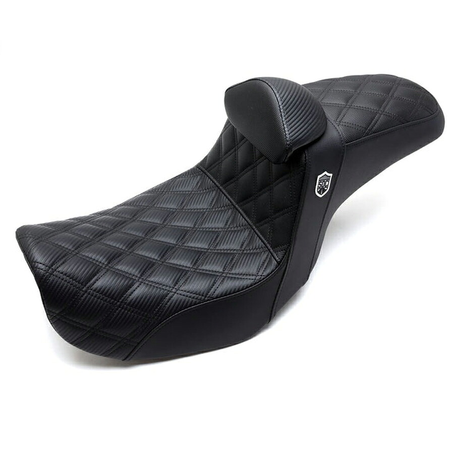 ダイナ SDC パフォーマンスグリッパーシート バックレスト付 Saddlemen SC80604DBKRT|ワールドモーターライフ