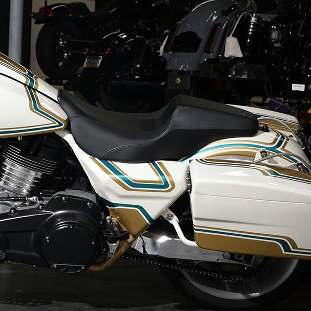 Saddlemen FXRディビジョン・シグネチャーシート 【ツーリング】 0801-1381