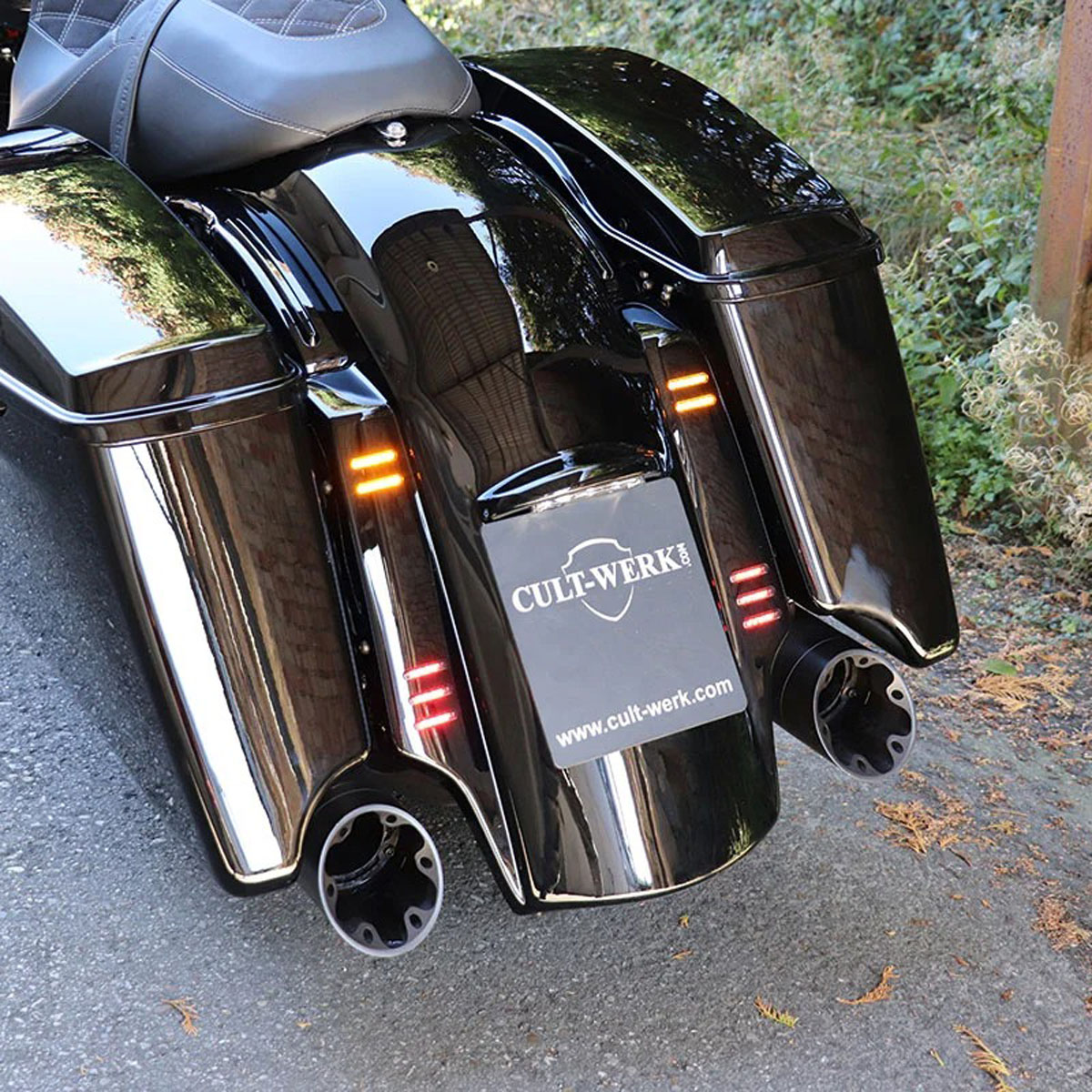 Cult Werk Custom V2 リアフェンダーキット (グロスブラック) 2014以降 ツーリングHD-TOU023
