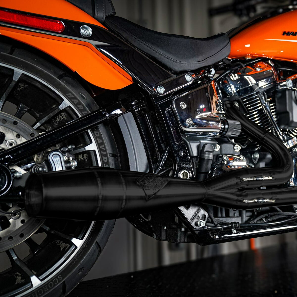 M8ソフテイル⭐︎エアーサスペンション⭐︎ハーレー⭐︎ブレイクアウト⭐︎ファットボーイ M8ソフテイル⭐︎エアーサスペンション⭐︎ハーレー⭐︎ブレイク