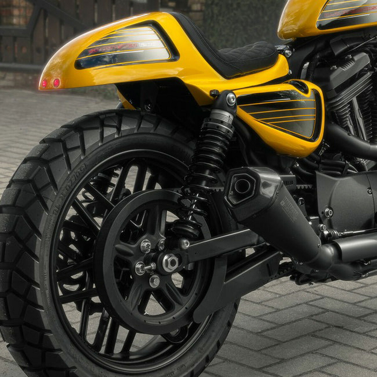 2004～2021 XL スポーツスター New Racer リアフェンダーキット (テールライト付) Killer Custom｜ワールドモーターライフ