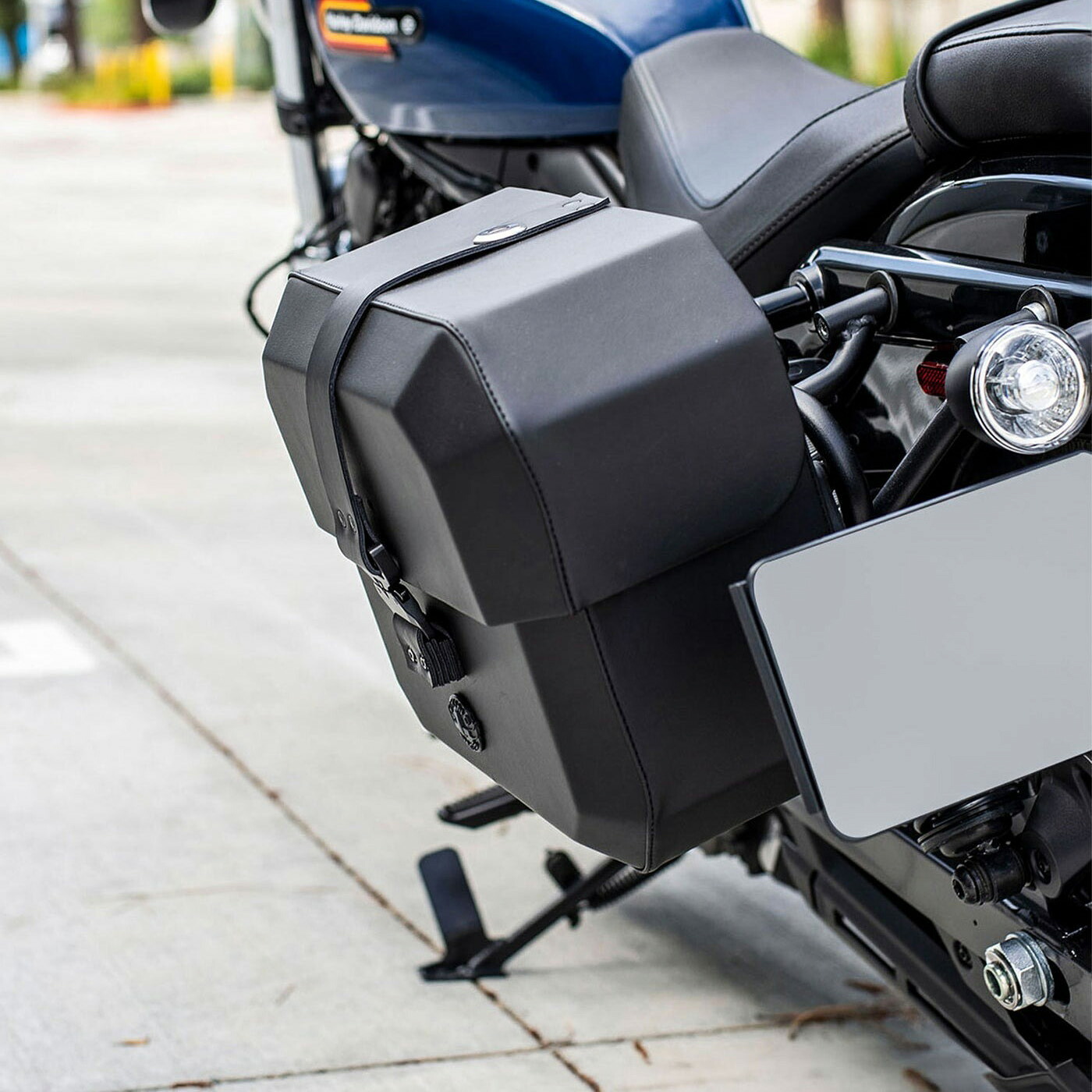 ナイトスター RH975/S Outlaw 10L クイックマウント・スモールサドルバッグ (左用) Viking Bags｜ワールドモーターライフ