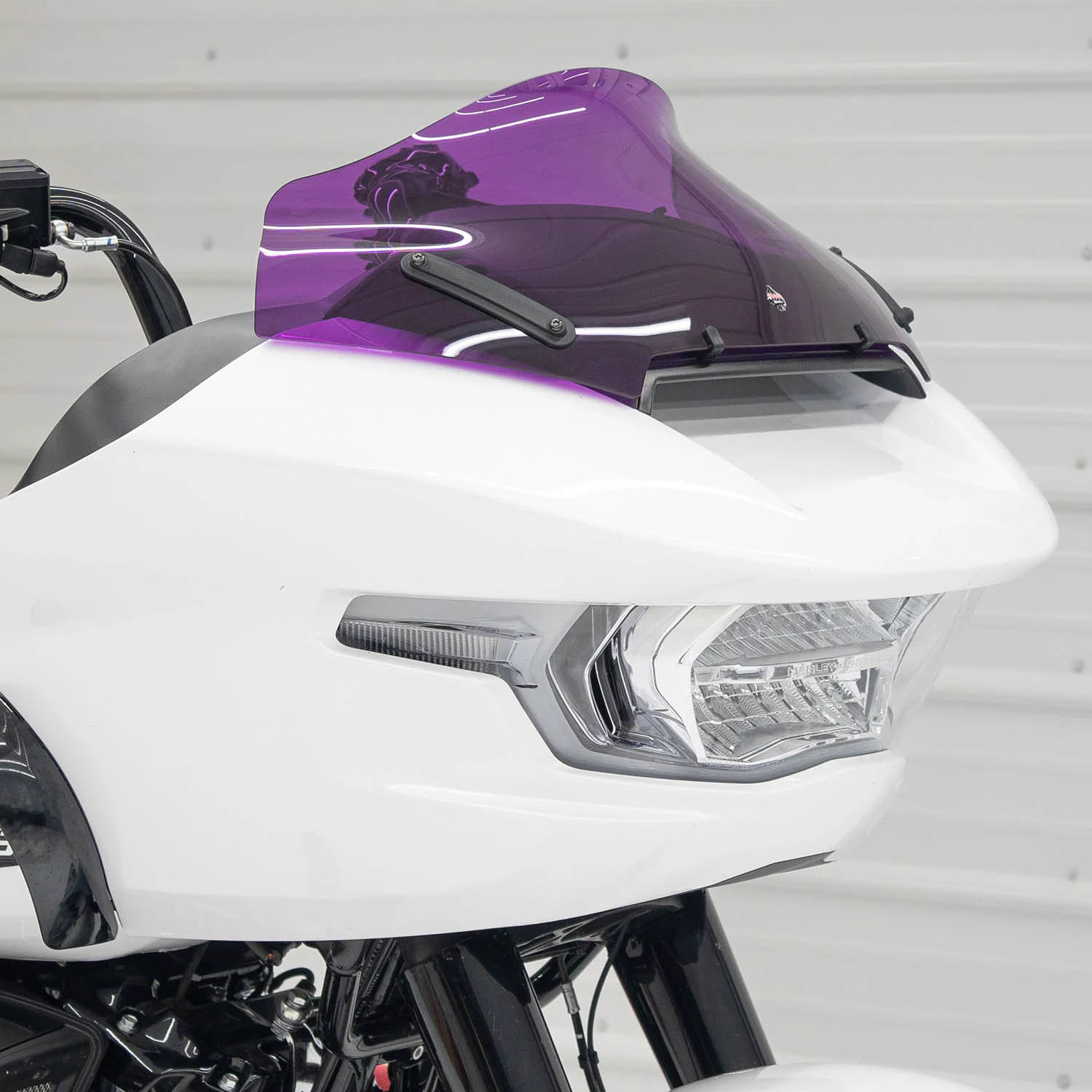 クロックワークス Kolor FLAREウインドシールド 10インチ パープル 2024以降 FLTRX|ワールドモーターライフ