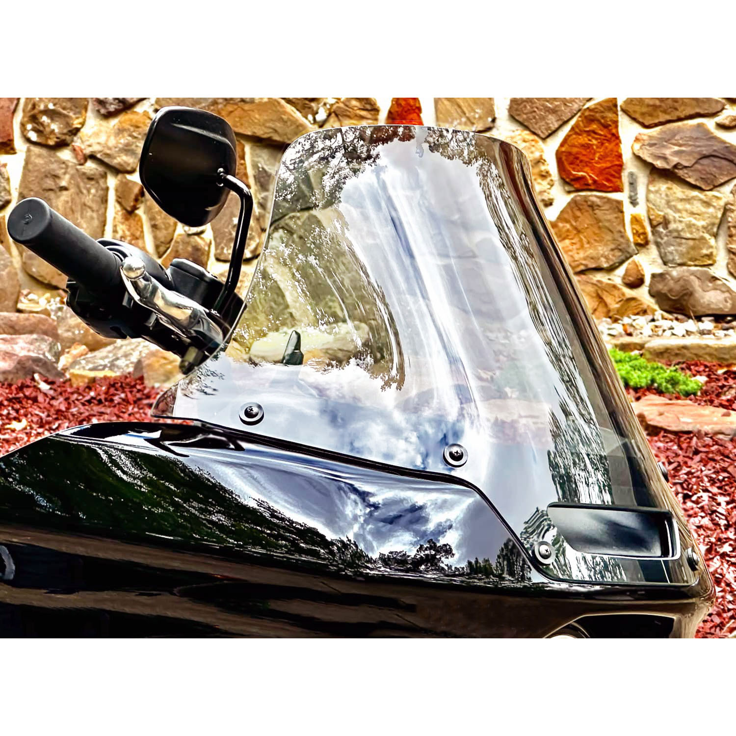 ローライダーST ベント付ウィンドシールド スモール (ライトグレー) Clearview Shields
