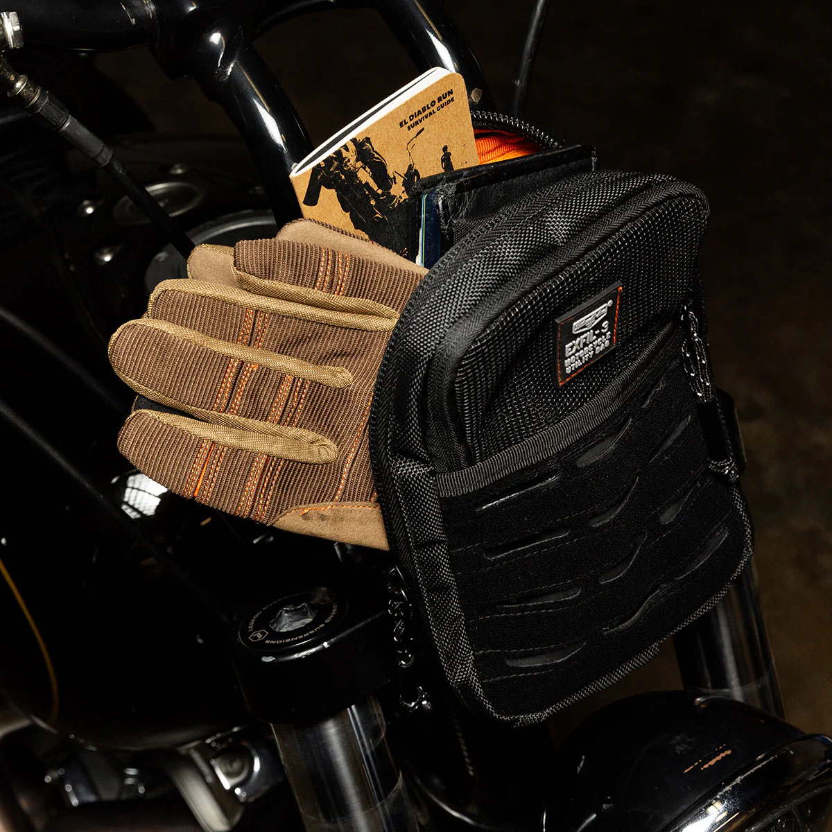 SAN DIEGO CUSTOMS　サンディエゴカスタムズ　バーバッグ サンディエゴカスタムズ□SDCトラベラーバーバッグ ブラック San
