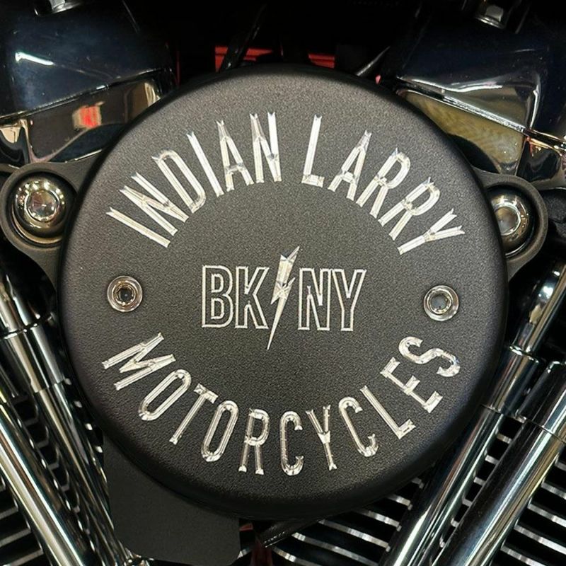 ステルスエアクリーナー用 BK/NY ロゴデザイン カバー マットブラック Indian Larry Motorcycles|ワールドモーターライフ