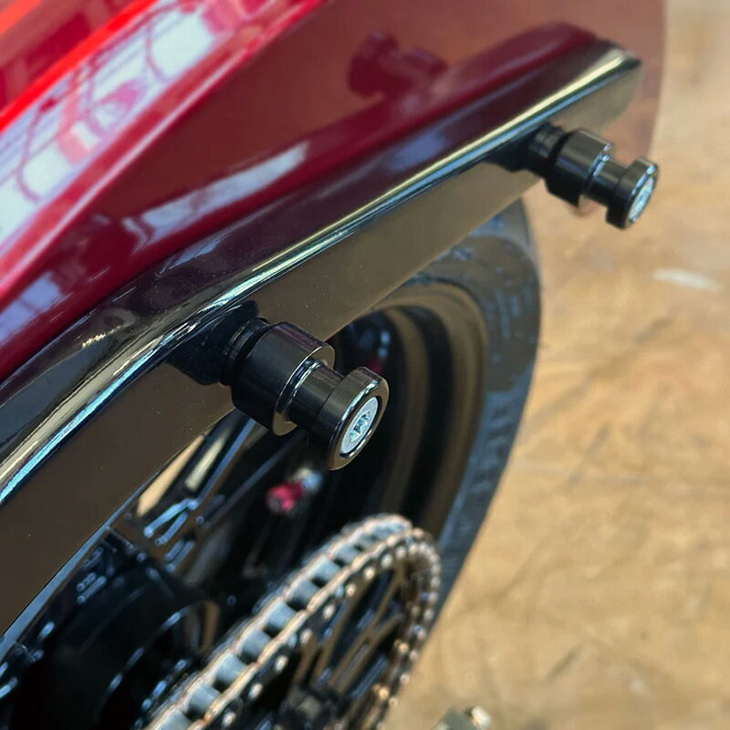 M8 ローライダー/S/ST CNCバッグマウント (ブラック) サンディエゴカスタムズ｜ワールドモーターライフ