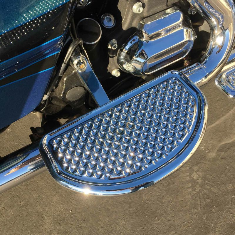 ツーリング、FLソフテイル ワッフル・リアフットボード カバー (クローム) サイクルスミス|ワールドモーターライフ