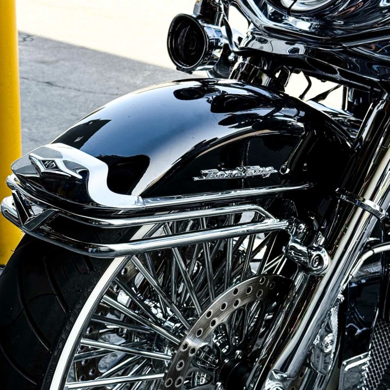 CMC ELEV8 Vレール・フロントバンパー (クローム) 2014～2023 ツーリング