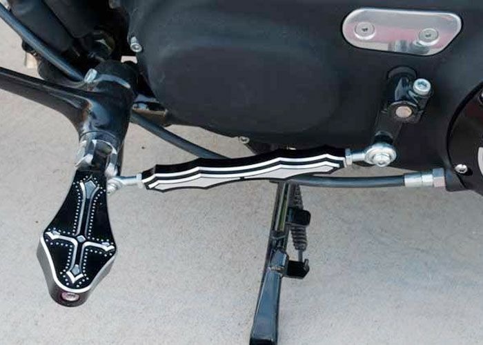 Precision Billet Darkside シフトリンケージ ブラック スポーツスター｜ワールドモーターライフ