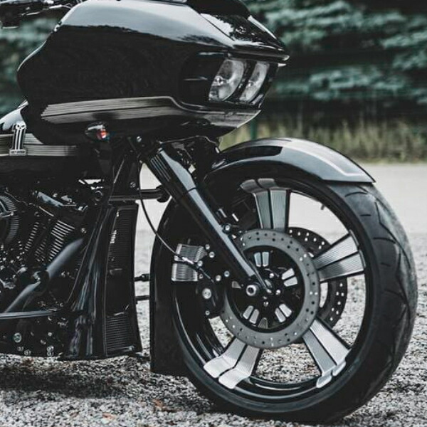 【Killer Custom】BULLDOG 23x5.5インチ・ファットフロントホイール用フェンダー 2014~ ツーリング|ワールドモーターライフ