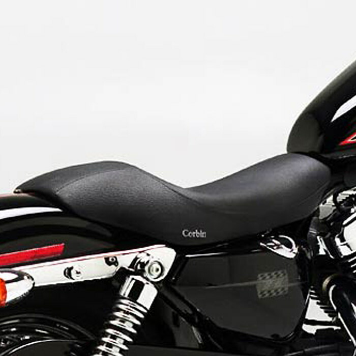 コルビン　2007～2021 スポーツスター ソロシート 3.3ガロンタンク車用 楽天市場】【コルビン】 Gunfighterソロシート 2007〜2021