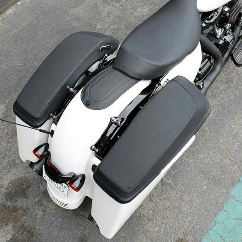 ハーレー純正サドルバッグリッドブラ 90200992左右セット Harley Davidson 90200992 ハーレー純正 サドルバッグリッドブラ