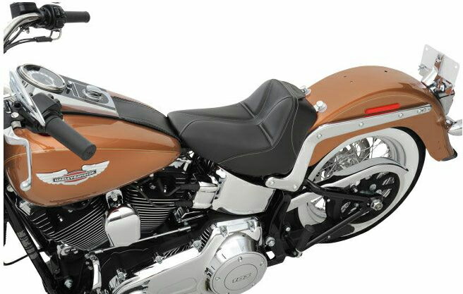 【サドルマン】0802-0802 Dominator ソロシート ゲル入り 2008～2017 FLSTC、FLSTN