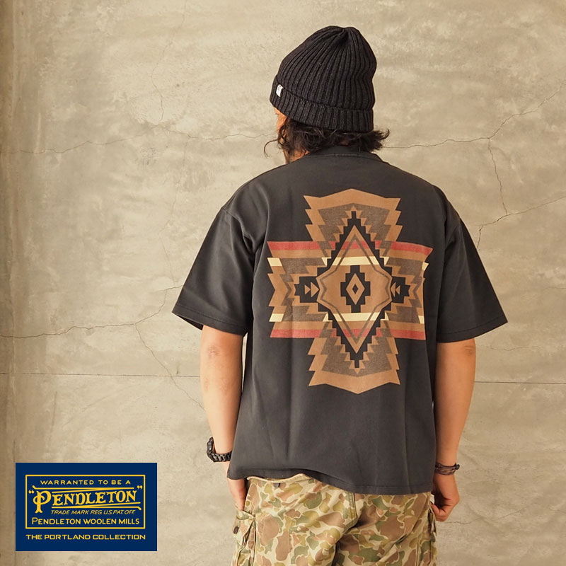 楽天市場 Pendleton ペンドルトン Tシャツ S S Back Print Tee 1275 4011 メンズ レディース 半袖 半袖tシャツ ヘビーウエイト バックプリント アメカジ おしゃれ 黒 ブラック ハーディング オーバーオール ロゴ バック プリント 白 Headfootmixism