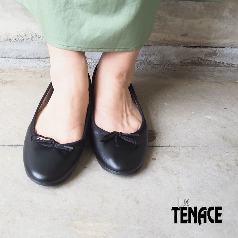 甲深めのカットにくたっと柔らかな雰囲気のバレエシューズ Ss21z La Tenace ラテナーチェ シューズ シルバー レディース バレエシューズ きれいめ T800 おしゃれ フラットシューズ 靴 シンプル かわいい 上品 きれいめ ペタンコ パンプス おしゃれ 無地 リボン シルバー