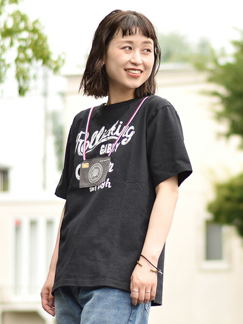 楽天市場 Rough なんちゃって手作りカメラteeレディース トップス 半袖 Tシャツ 刺繍 プリント ホワイト ブラック Rough ラフ カジュアル Heart Market 楽天市場店