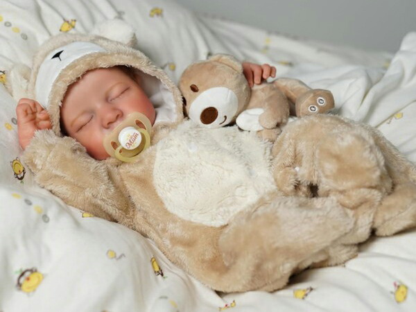 Lifelike Reborn Baby Dolls リアルな赤ちゃん人形 Larney 本物そっくり！男の子の新生児人形 ベイビードール