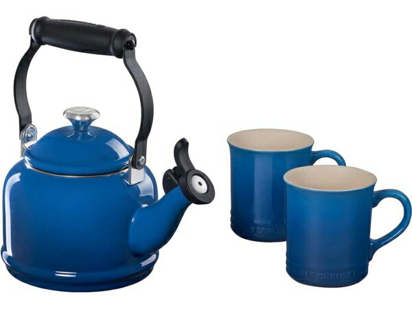 Le Creuset ル・クルーゼ　 笛吹デミケトル＆マグカップ2個セット　(マルセイユブルー)　ステンレス・ノブ　ルクルーゼ