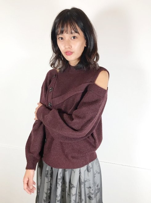 即日出荷】セール50%OFF snidel スナイデル オープンショルダーボタン
