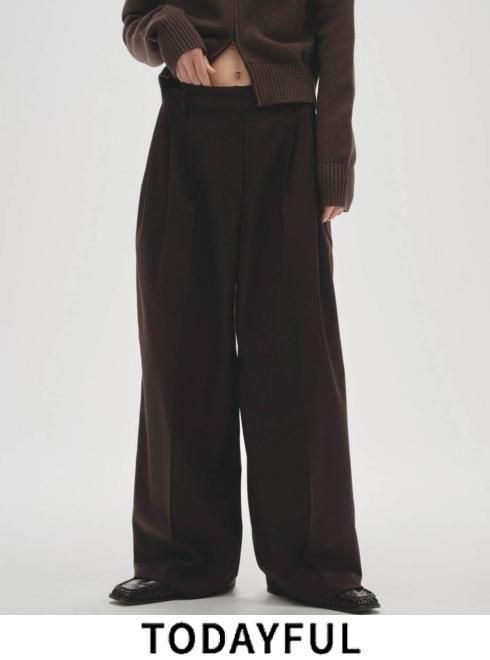 【取って置く】TODAYFUL トゥデイフル Lightweight Tuck Trousers★ 26秋冬取って置く 12610723 ズボン下 入荷予定を組む : 6月下旬～ 下つ方 ライトウエイトタックトラウザーズ