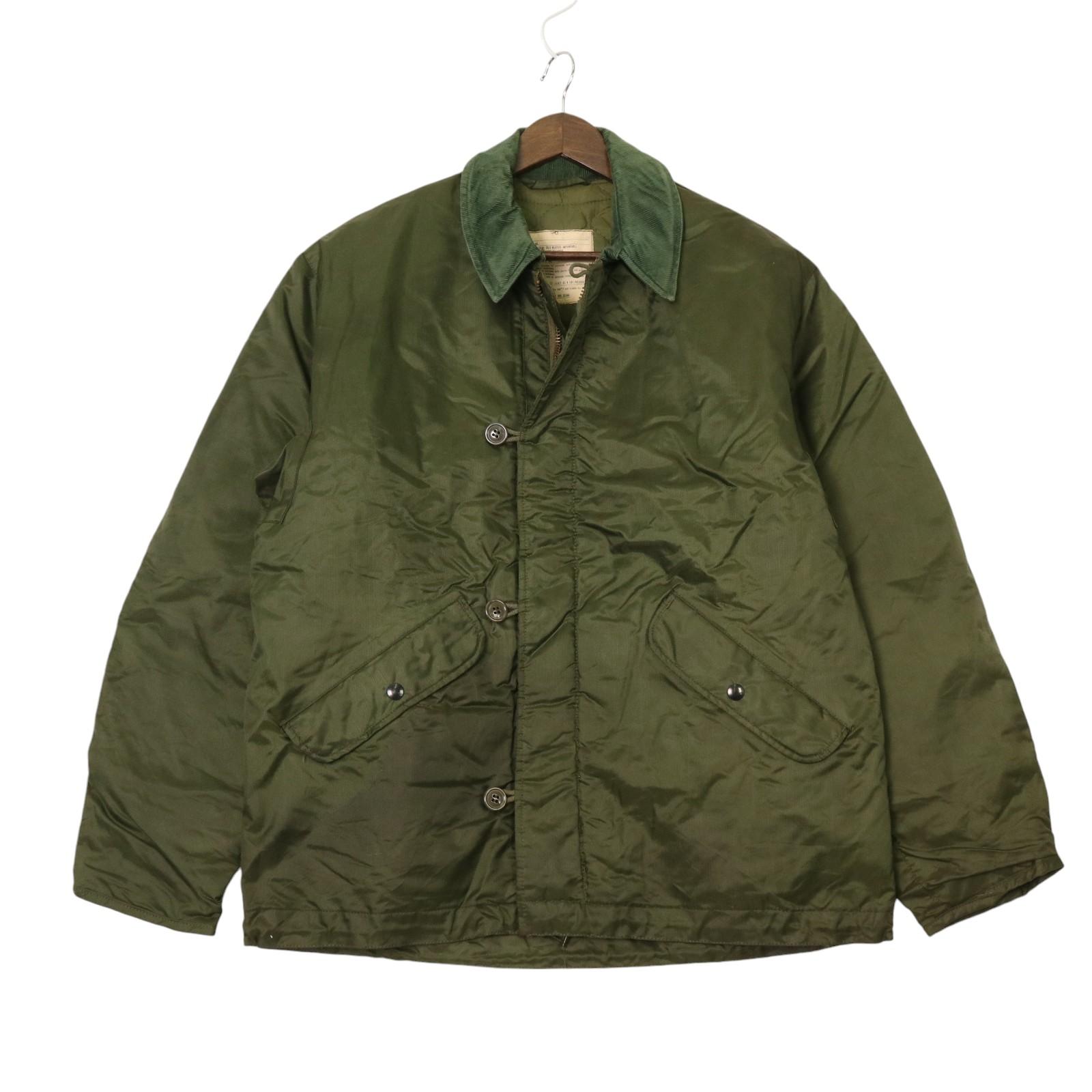 【美品】アメリカ軍　ECWナイロンデッキジャケット　vintage U.S.NAVY ECW ナイロン デッキジャケット MEDIUM 米軍 88年 実物