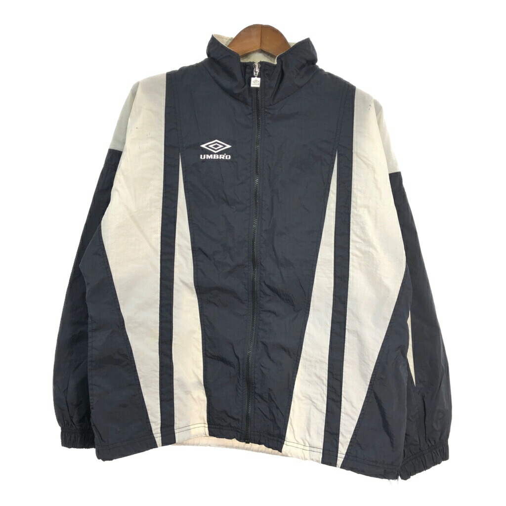 90s アンブロ ナイロン ショートパンツ メンズ L 古着 オールド イージ ショーツ 短パン ハーフパンツ ワンポイント トレーニング ネイビー
