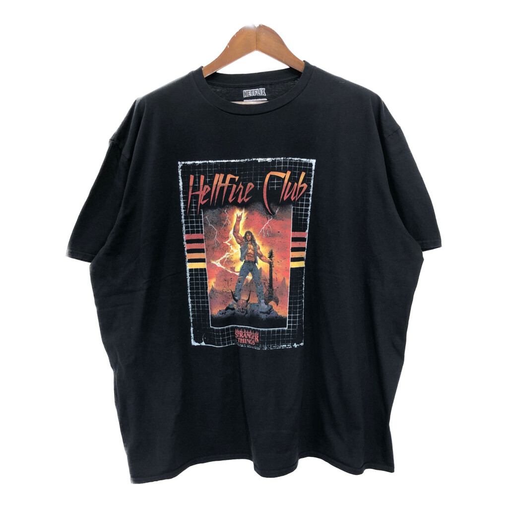 ストレンジャーシングス Tシャツ 黒 hellfire club netflix Black Hellfire Club Shirt | Netflix Shop