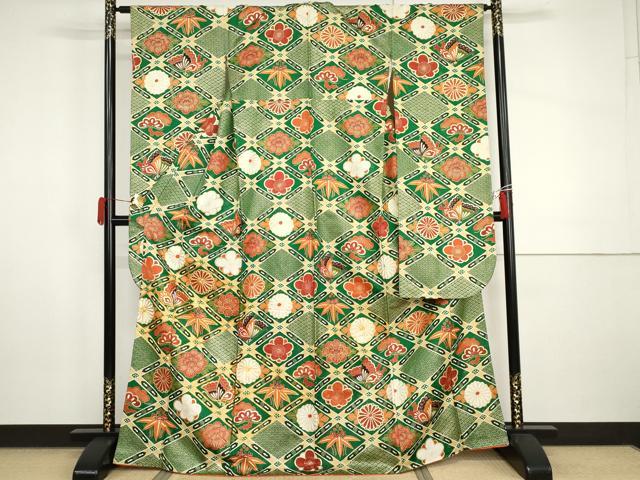 長閑やかさ屋御召しもの●晴れ晴れしい振袖 駒刺しゅう 松竹梅 花蝶文 金彩 金通し地 正絹 珠玉 AABI0048cs