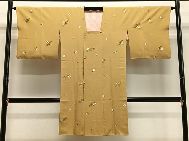 長閑やかさ屋御召しもの∞道行厚地の外套 総刺しゅう 水流花文 金糸 ロング丈 正絹 珠玉 CABE4818ua