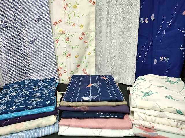 長閑やかさ屋中央局■夏物 小紋 絽 紗 洗える御召しもの まとめて20点 鳥 重要人物 花柄 墨付き 着付ける能力のある過半数 se3736