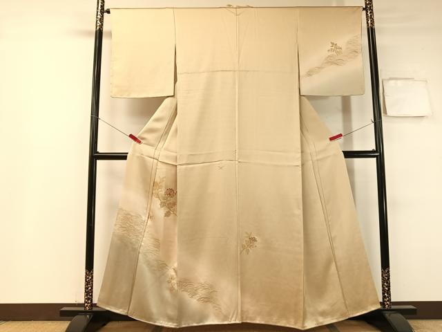長閑やかさ屋御召しもの●短い訪問着 竹屋町刺しゅう 更紗花蝶文 暈し染め 金彩 正絹 珠玉 CABB5058vp