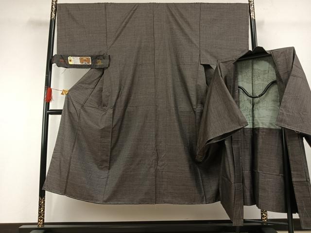 長閑やかさ屋御召しもの●成人男性 発祥地大島紬 合奏団 100亀甲 総端っこ 証紙付き添い人 正絹 珠玉 AABH0734fy