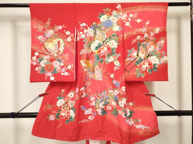 長閑やかさ屋御召しもの[]お宮参り お嬢さん 祝着 産着 初着 のしめ 御所車鞠花蝶文 暈し染め 金彩 珠玉 DABE7136ma