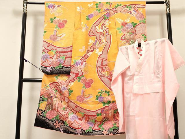 長閑やかさ屋御召しもの[]七五三 お嬢さん ７歳 祝着 四つ身 下着類(単衣・半衿刺しゅう)書き割り 御所車花蝶文 金彩 珠玉 DABE7098ma