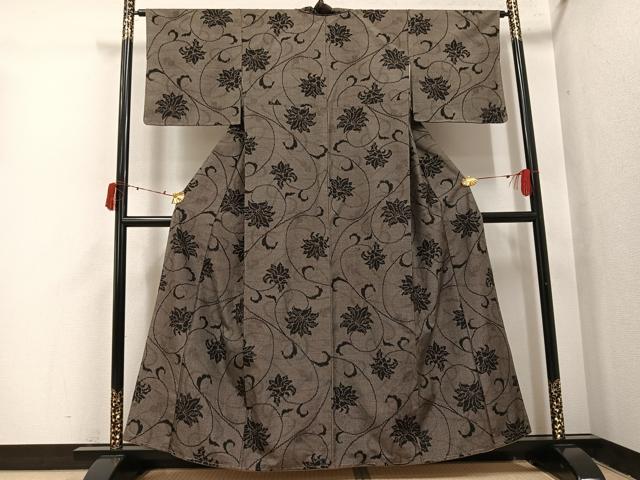 長閑やかさ屋御召しもの●飛び切りな紬 花唐草文 正絹 珠玉 未当て嵌める AABI7425ph