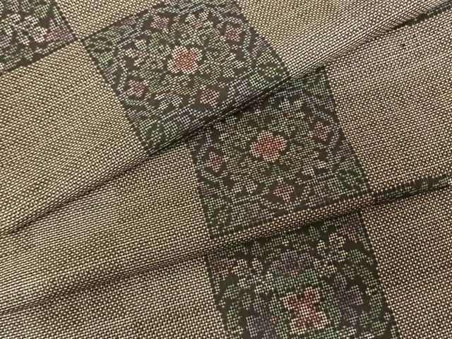 平和屋着物●本場大島紬 カタス7マルキ 市松吉祥花文 正絹 逸品 未使用 AABF0430fy|平和屋