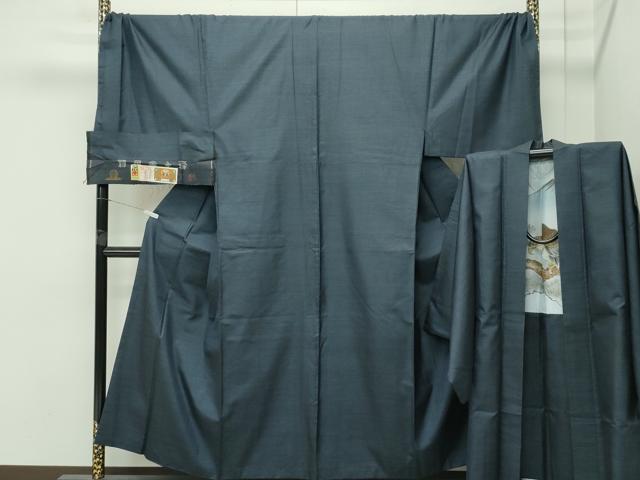 長閑やかさ屋中央局●御前上等 成人男性 発祥地大島紬 合奏団 キングサイズ 100亀甲 総端っこ 植田栄二作 証紙付き添い人 珠玉 CZAA4686s6