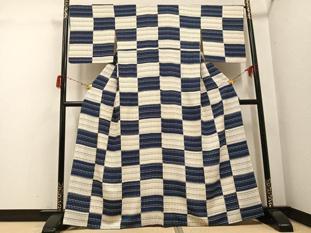 長閑やかさ屋御召しもの●飛び切りな小紋 変わり市松 正絹 珠玉 AABH3009ph