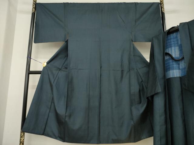 長閑やかさ屋お召しもの●成人男性 発祥地大島紬 合奏団 100亀甲 総端っこ キングサイズ 正絹 珠玉 AABF9670ck