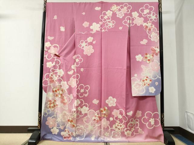 長閑やかさ屋お召しもの●晴れ晴れしい振袖 舞花文 暈し染め 金通し地 正絹 珠玉 CABG0400yc